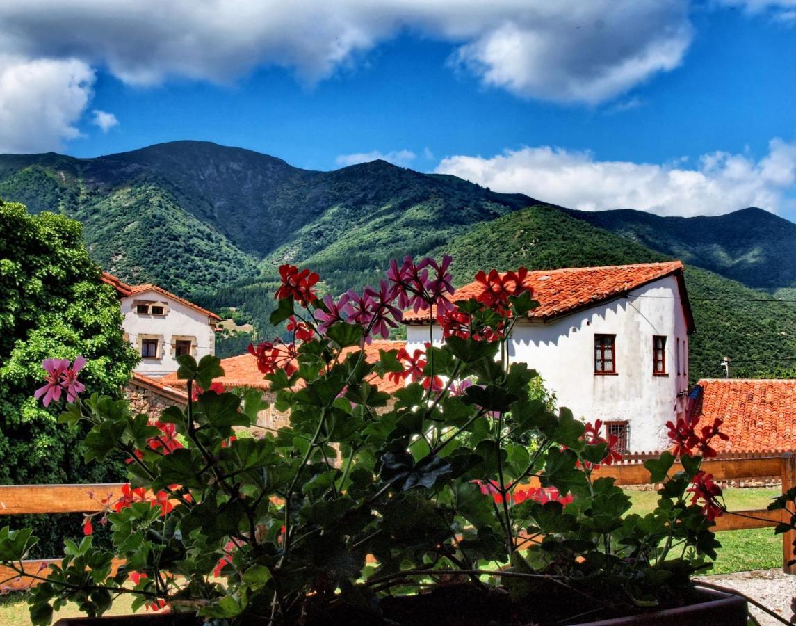 Casa Rural Los Llares Lerones Exteriör bild